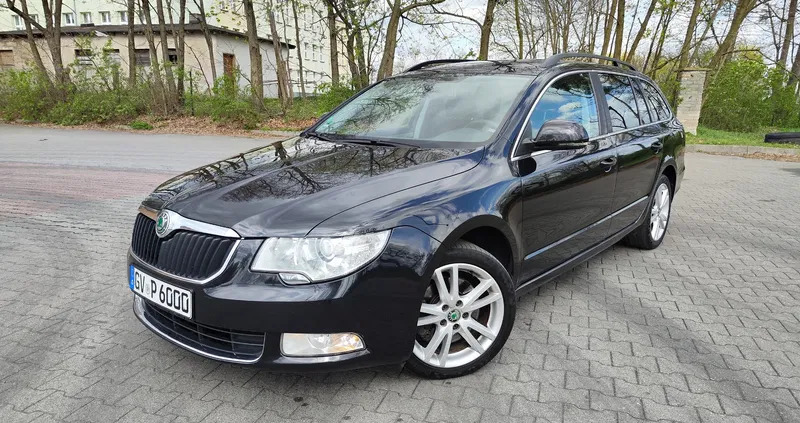praszka Skoda Superb cena 35900 przebieg: 277000, rok produkcji 2013 z Praszka